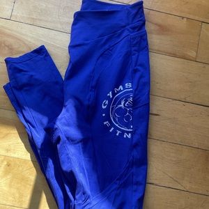 Gymshark Legacy leggings size L. Bought from another posher but they do not fit